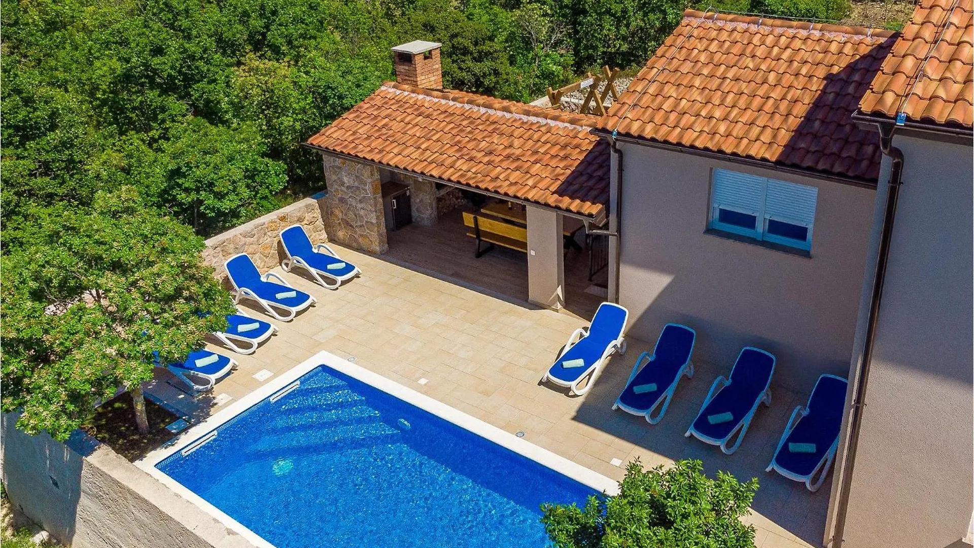 Prázdninový dům 4 Bedroom Cozy Home In Rovanjska
