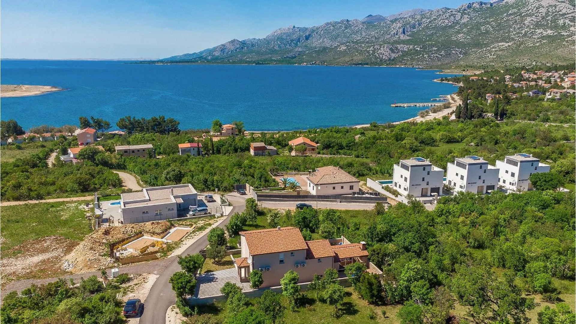 4 Bedroom Cozy Home In Rovanjska Croatia